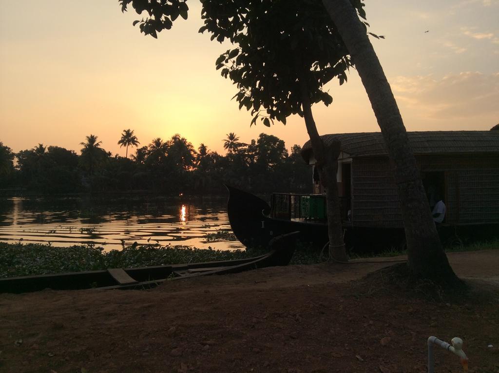 Ayana'S Homestay Alappuzha Экстерьер фото